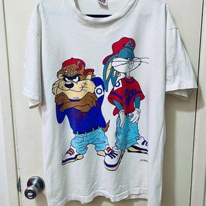 Vintage Looney Tunes Taz and Bugs Bunny T-Shirt XL